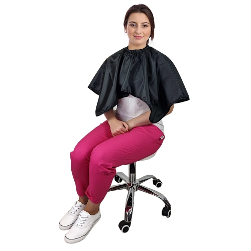 krátký voděodolný černý kadeřnický plášť