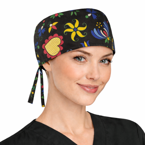 Czepek medyczny w kolorowe bajkowe wzory dla medyków W1 widok z przodu.png